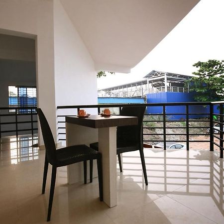 Alappuzha Railview Residency酒店 外观 照片