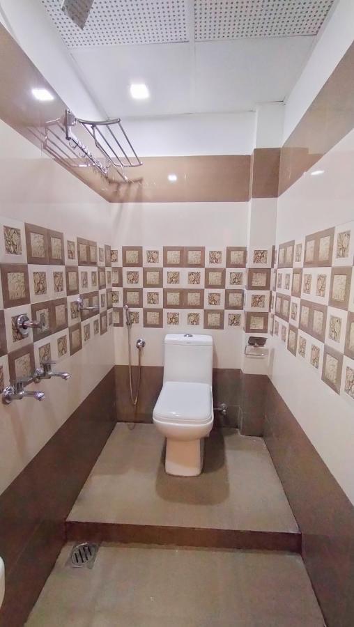 Alappuzha Railview Residency酒店 外观 照片