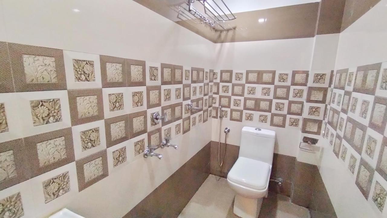 Alappuzha Railview Residency酒店 外观 照片